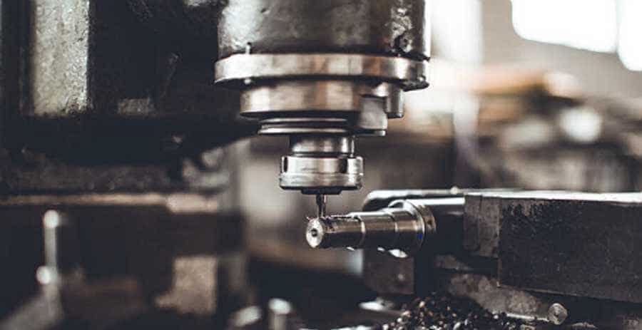 Picture-of-a-bolton-metal-lathe-at-work